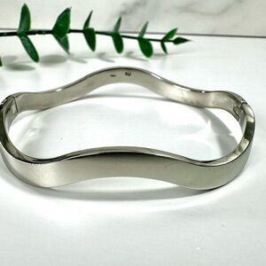 🤍925 MEX Sterling Silver Wavy Hinged Bangle